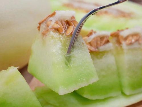 冰淇淋玉瓜怎么吃,夏日清凉新食尚，轻松制作美味佳肴